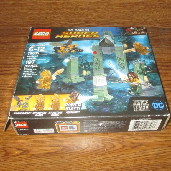 Lego Other - Lego 76085 DC Comics Super Heroes: Battle of Atlantis (New inside but open box)